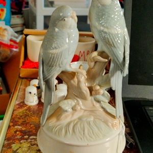 Exotic Birds Music Box